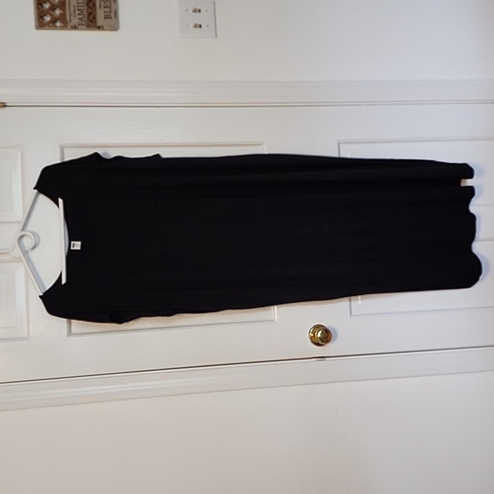Old Navy black long tshirt dress